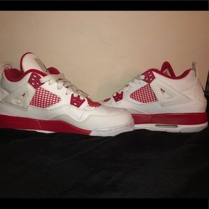 Air Jordan 4